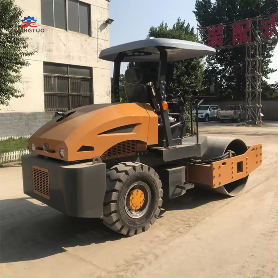Free Shipping CE Certified 5 Ton Engine Vibratory Road Roller World Famous 30% Climbing Ability Strong Long Roller Pump Motor