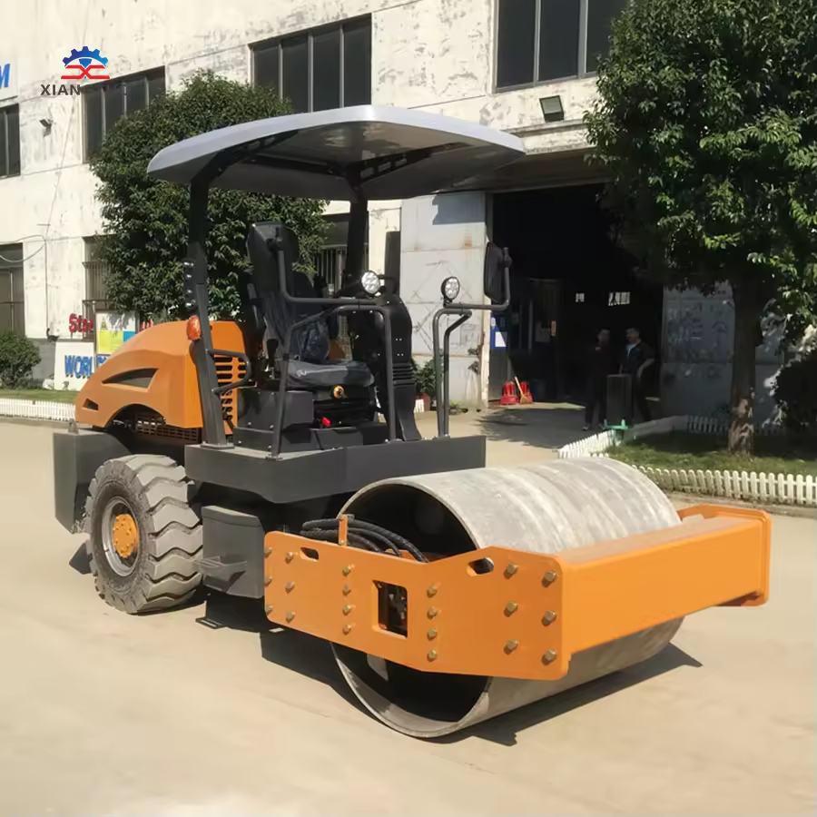 Free Shipping CE Certified 5 Ton Engine Vibratory Road Roller World Famous 30% Climbing Ability Strong Long Roller Pump Motor